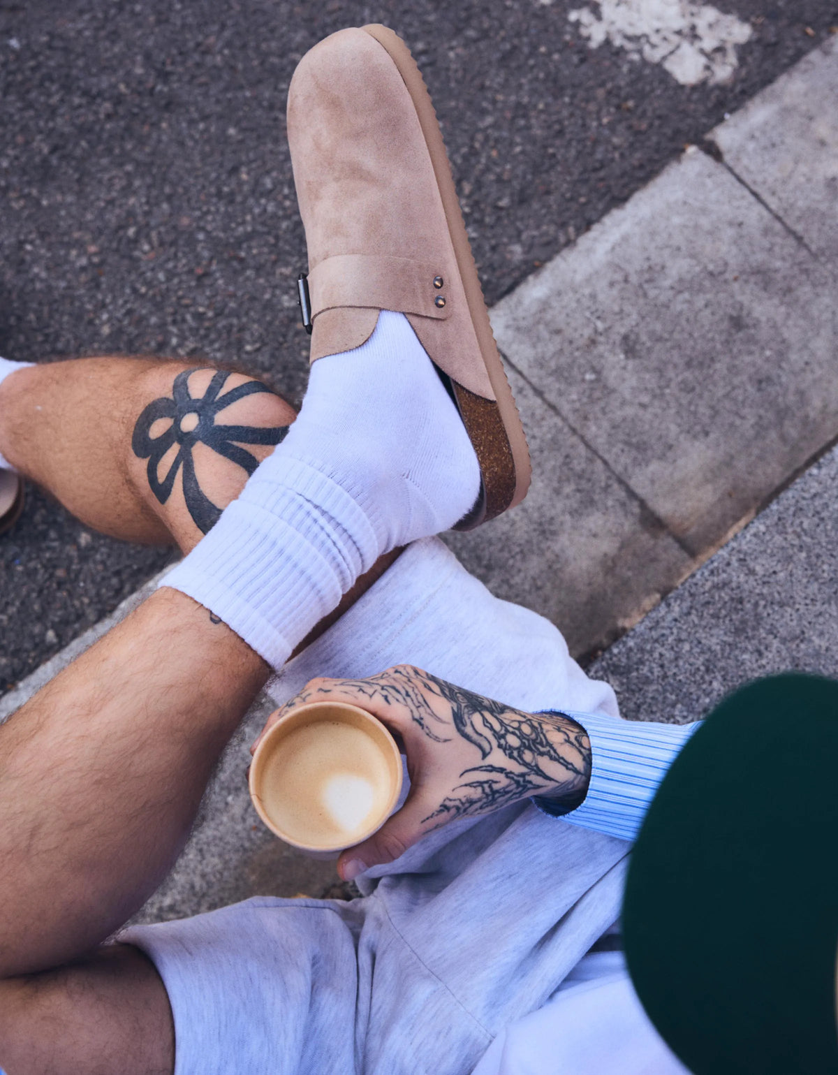 TAUPE